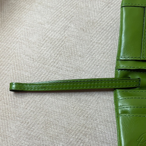 Patricia Nash Vibrant Green Leather Wallet - Picture 14 of 14